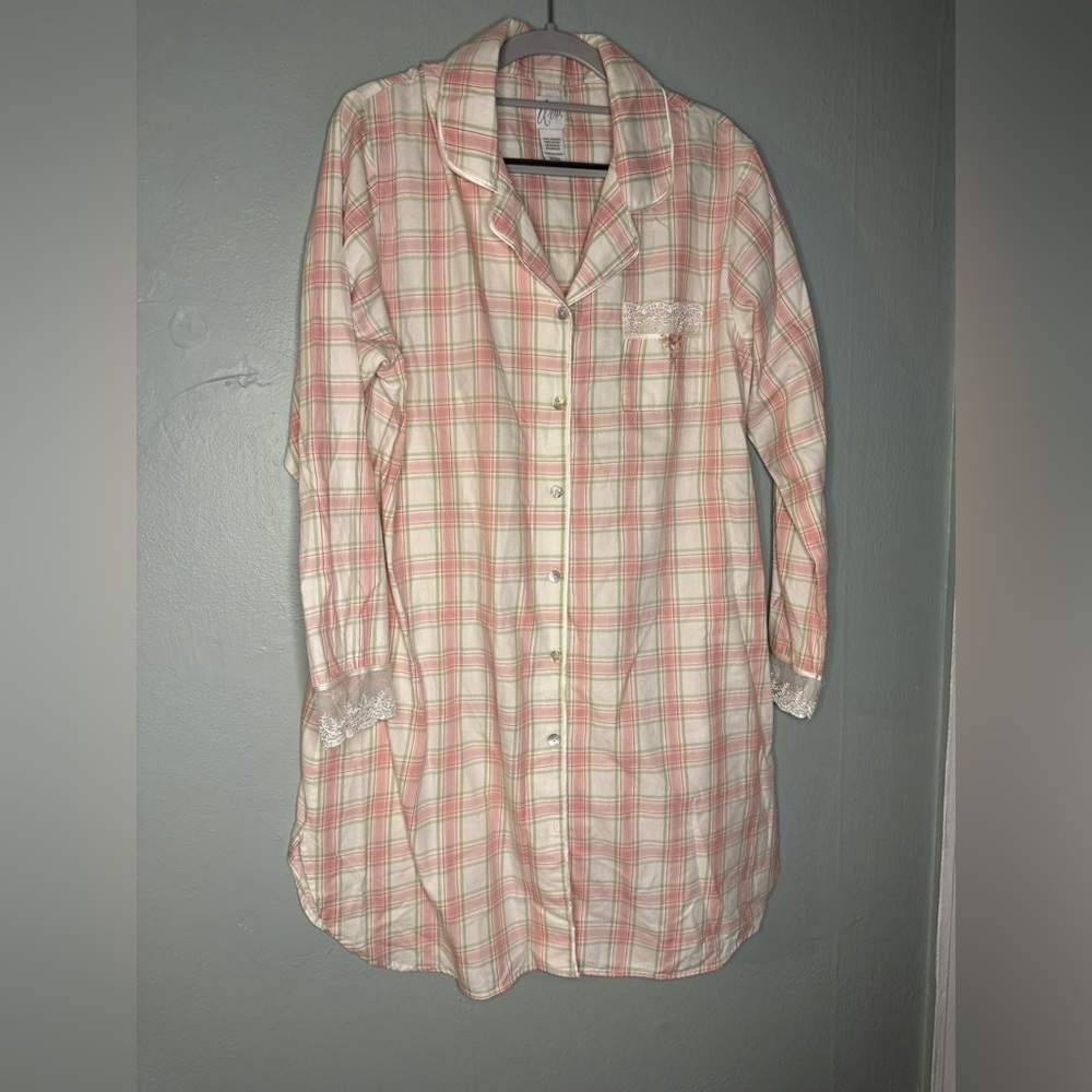 Aria pink plaid nightshirt‎ lace cuffs